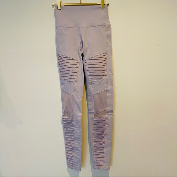 ALO Yoga High-Waist Airbrush Moto Legging in Lavender Cloud, Size XS - Picture 2 of 14